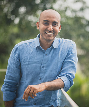 Photo of Prof. Vipin