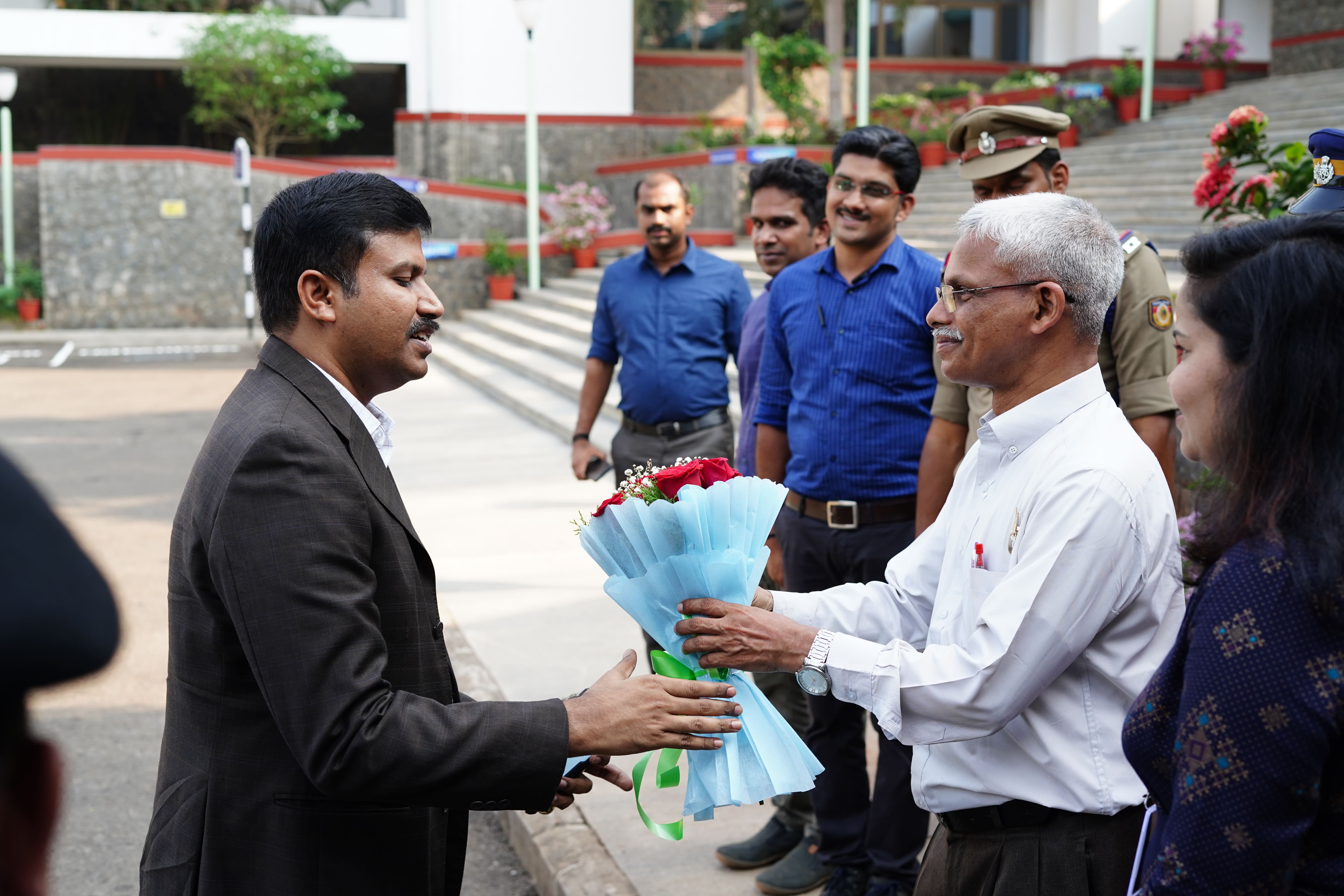 C-DiIT and Kerala Police Cyberdome MoU signing photograph 1